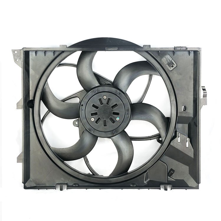 China Auto Parts Motor Solution Air Cooling Car Engine Radiator 17428506668 17427788906 3 Series