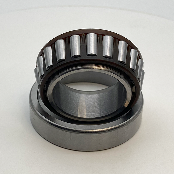 High Quality NSK Auto Bearings New Small Tapered Roller Bearing BT1B 329013 A/Q High Performance