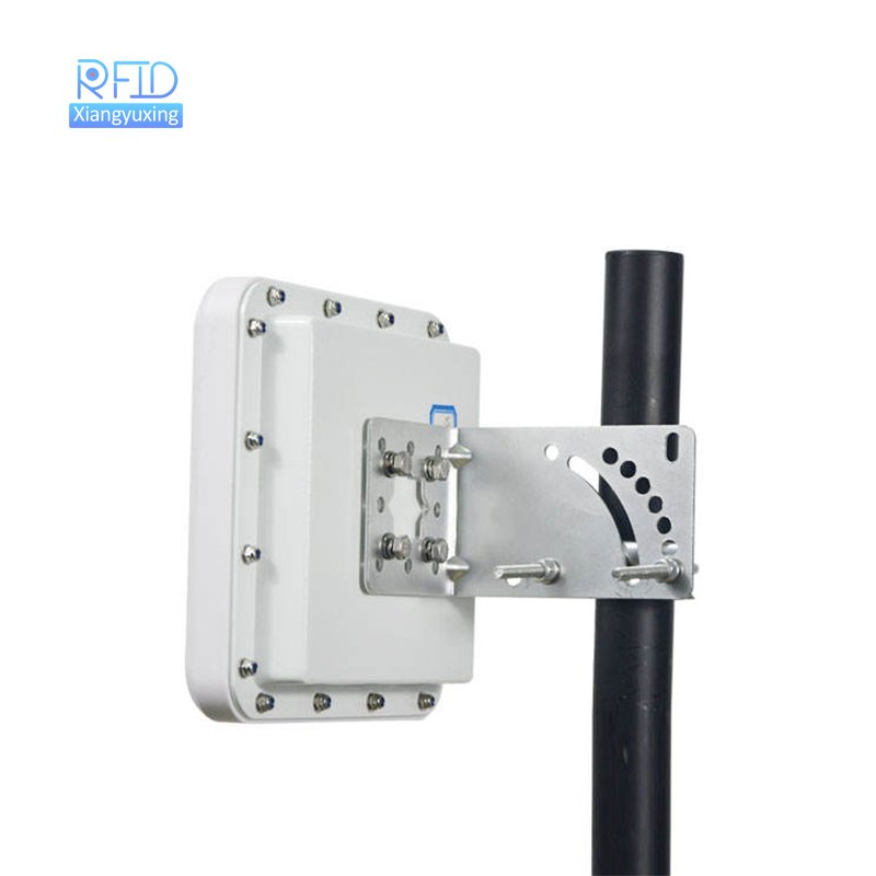 20M Long Range Integrated Weigand Rfid Uhf Reader with 12dbi Uhf Rfid Antenna for Parking System