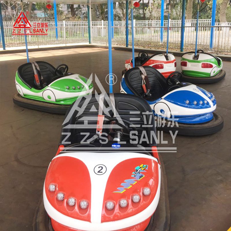 Outdoor Indoor Bump Car Manege Forain Enfants Theme Park Attraction Equipement Sky Net Bumper Car Amusement Park Rides for Sale