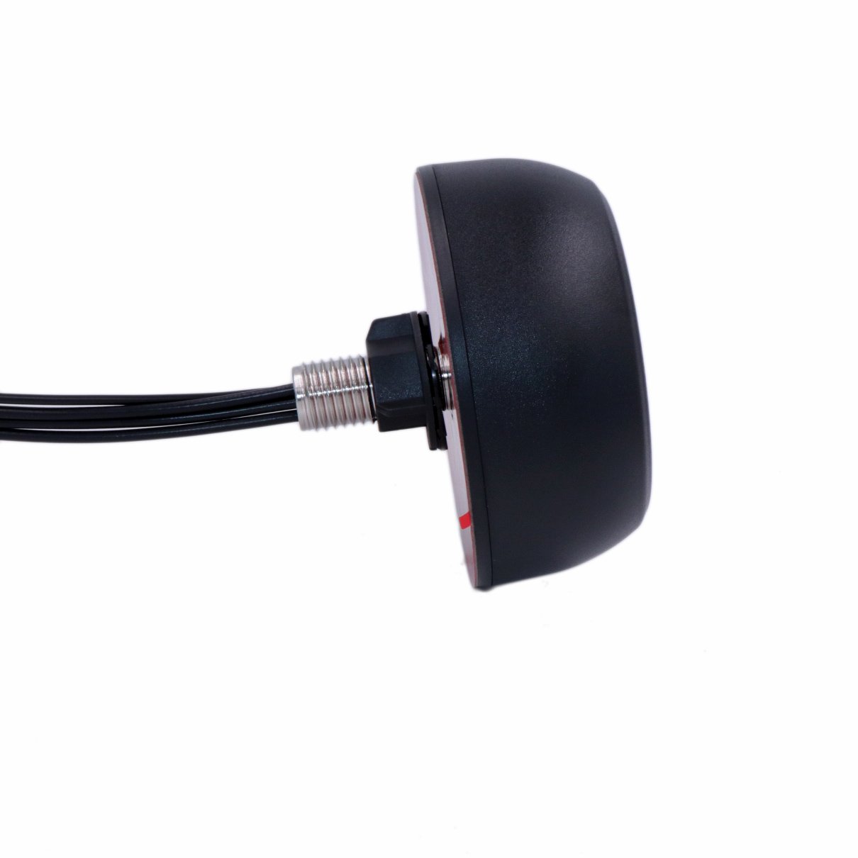 IP68 waterproof 5-in-1 vehicle mount 4G LTE 5G FR1 WiFi GNSS low-profile omnidirectional outdoor puck antenna