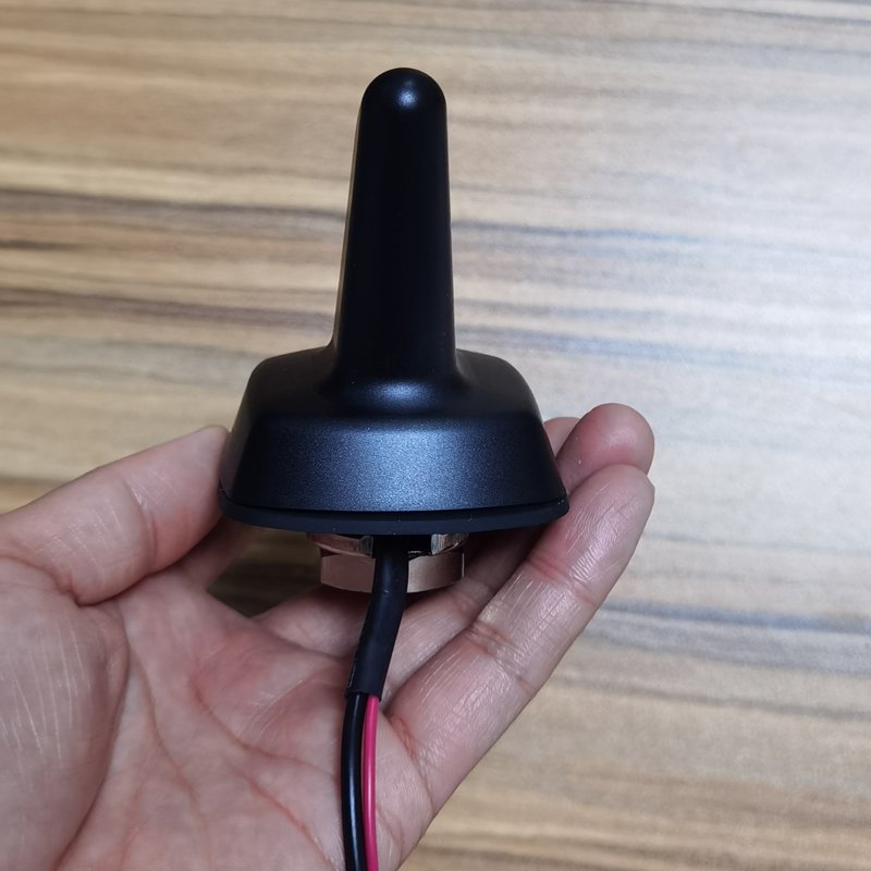 K301High QualityRoof Mount FM/AM GPS Shark Fin Antenna Shark Fin Auto Antenna for Car Customizable