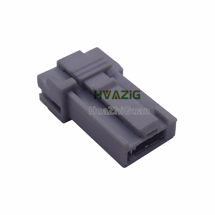 90980-12960 Automotive LVDS USB CABLE Adapter Plug 1 Hole Screen Navigation Wiring Harness Antenna Adapter Connector Housing