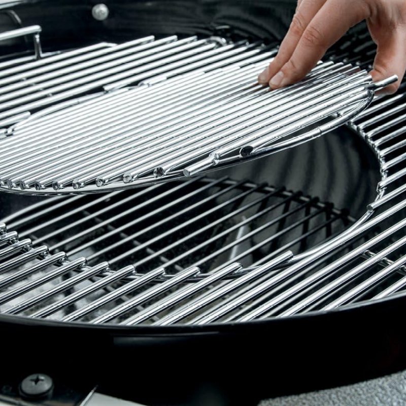 SALE of Performer Deluxe Charcoal Grill, 22-Inch, Touch-N-Go Gas Ignition System, Black