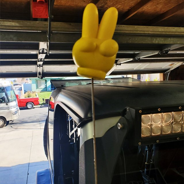 V Topper Ball EVA Foam Car Styling Roof Ornament Finger Yellow Antenna