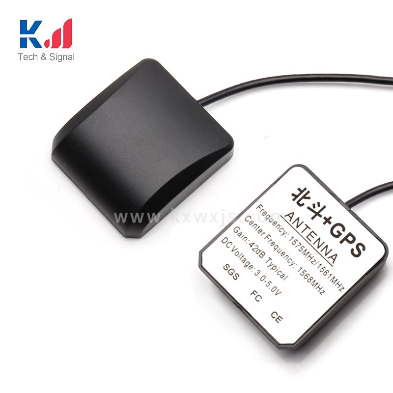 New BD+GPS two-in-one antenna Beidou dual-mode 42dbi satellite positioning antenna car navigation antenna