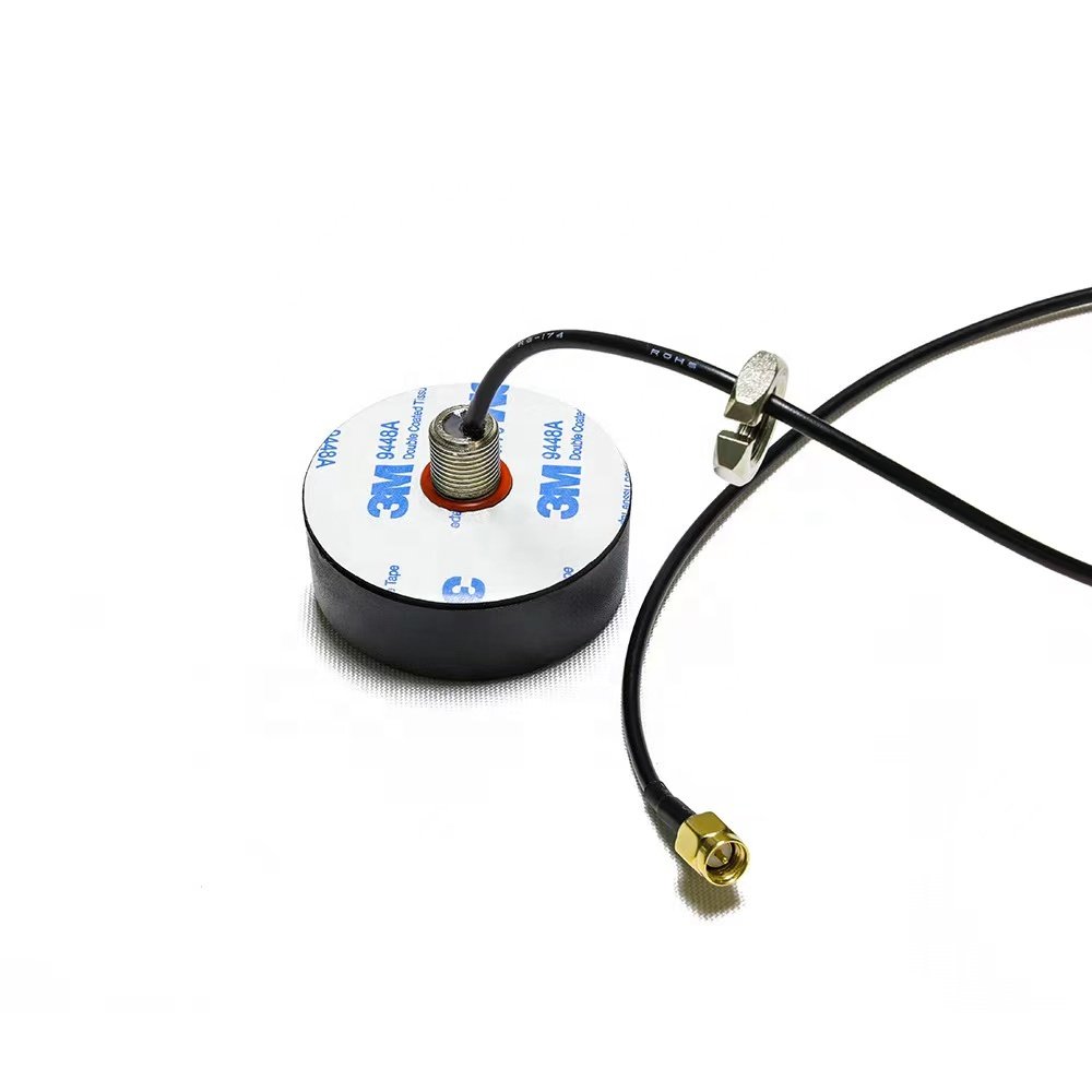 Tobnice Middle Outlet Active Antenna Gps Positioning Navigation Car Antenna