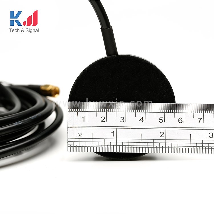 Omnidirectional GSM 2G 3G 4G LTE high gain 35 dbi magnetic base station car antenna with SMA+N connector