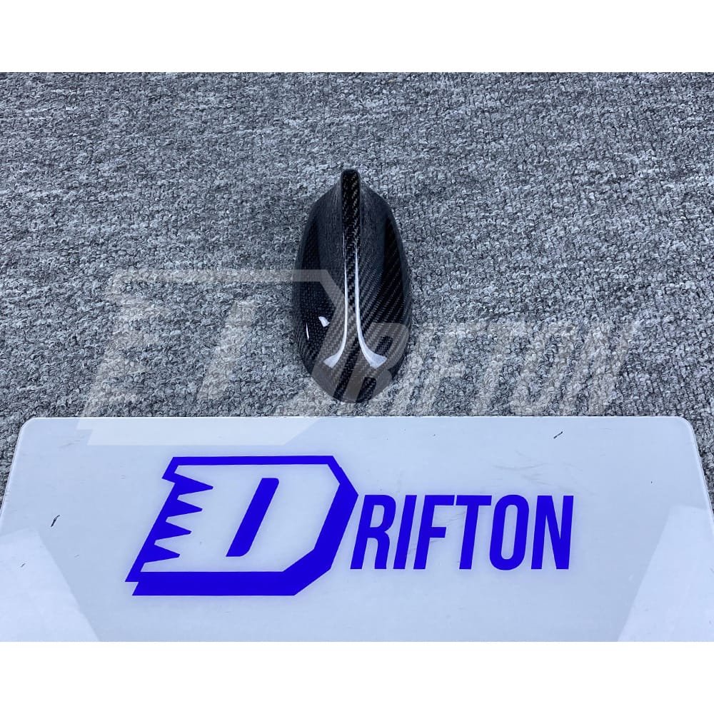 Dry Carbon Fiber Shark Fin for Alfa Romeo Giulia Roof Antenna Cover