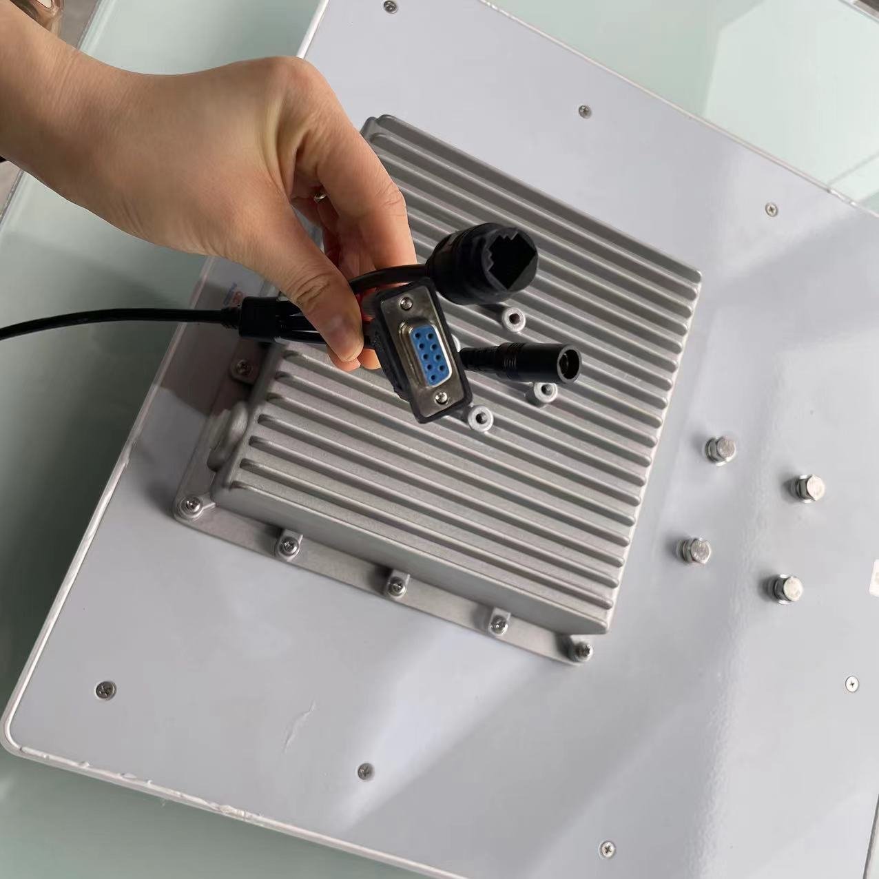 Integrated Cattle Cattle 900Mhz Long Range Waterproof Tag and Livestock Animal Id Rfid Reader 860 960 mhz UHF RFID Reader