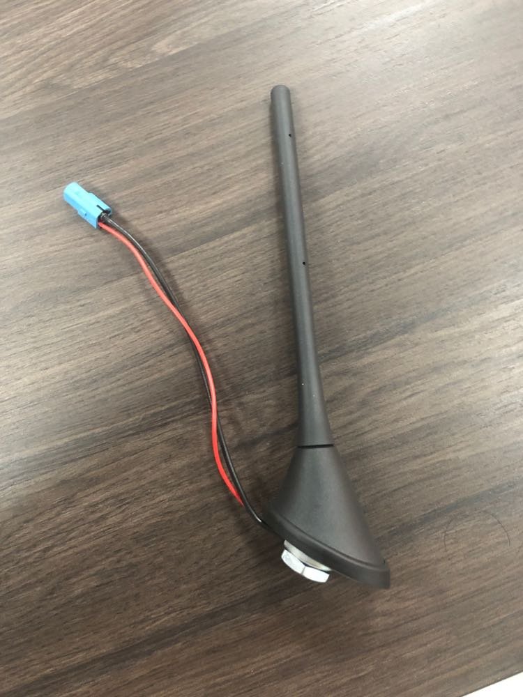 New Factory Price Universal Roof Mount Amplified 88-108mhz AM FM Car Antenna