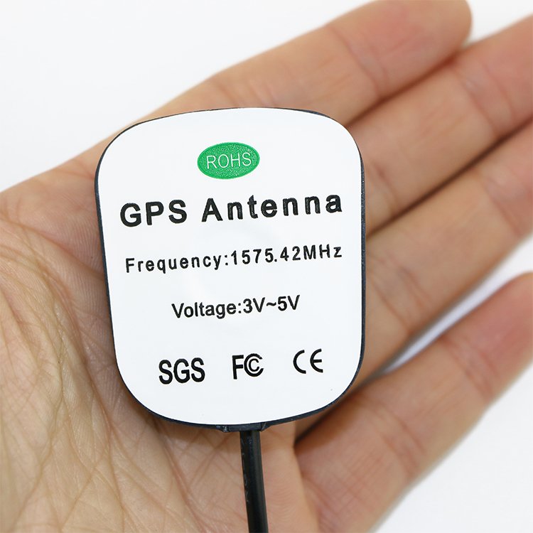 CE ROHS Mini 1575.42Mhz 28dbi Active External Car GPS Antenna with SMA or Fakra Connector Price