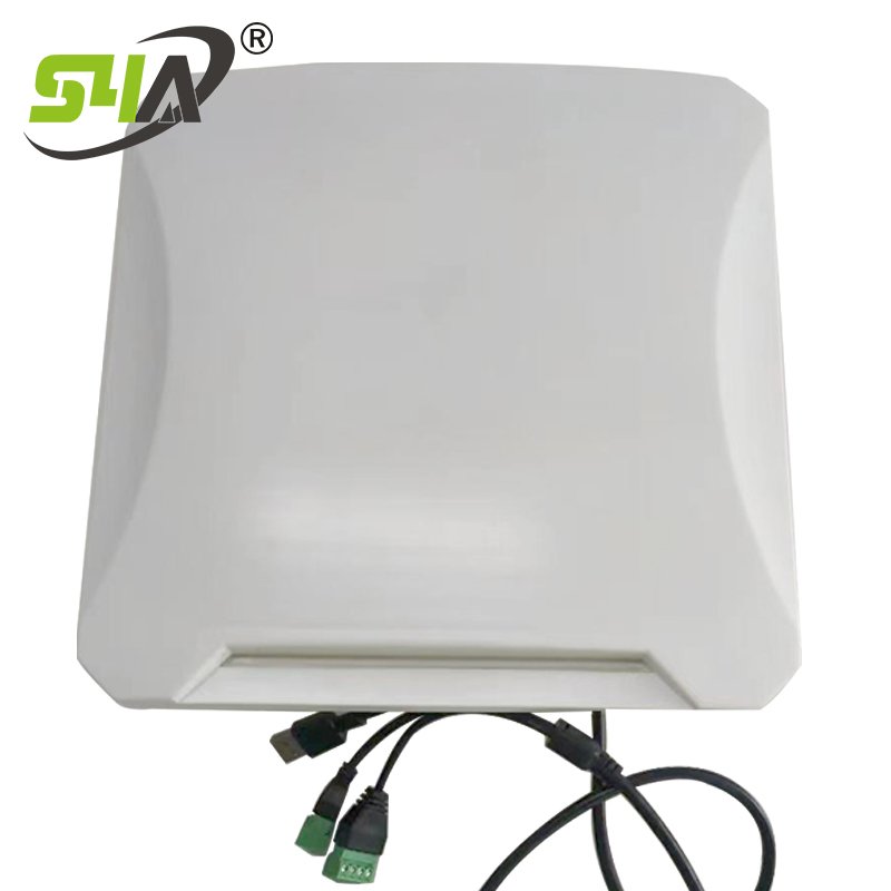 12dbi Built in Antenna 15m Long Range Integrated POE/Relay RS232/RS485/Wiegand with LED Light bar UHF Reader for Car Parking