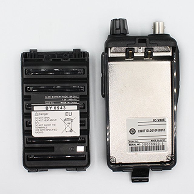 New Brand New IC-V80E VHF 136-174 Mhz Handheld Dual Channel Wireless Marine Transceiver Intercom 10KM with Emergency Alarm
