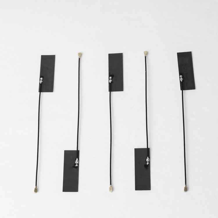 Wholesale and OEM 1575.42MHz FPC Patch Antenna for Car play or Medical Machines Internal Passive MHF4 with Liner Polarization