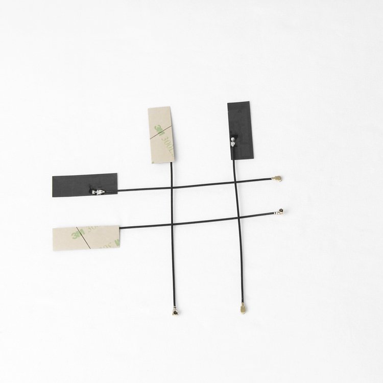 Wholesale and OEM 1575.42MHz FPC Patch Antenna for Car play or Medical Machines Internal Passive MHF4 with Liner Polarization
