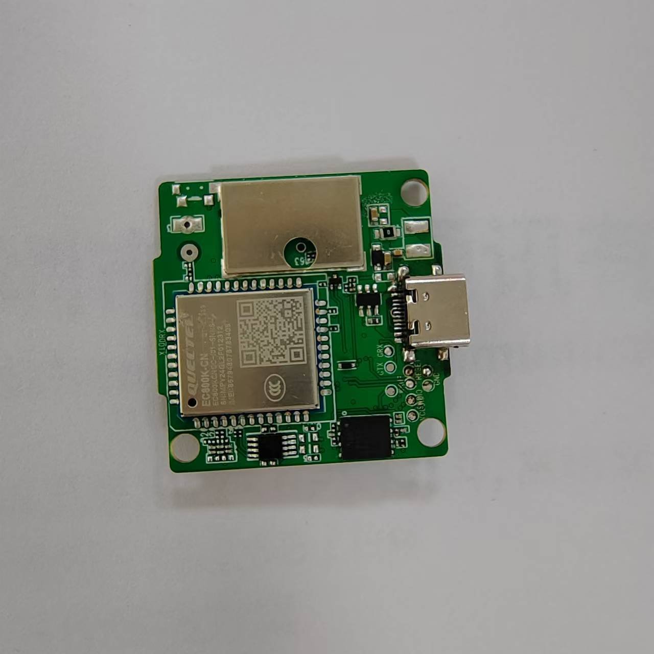 Hot Selling Fine Design GPS Module 4G Navigation Positioning Car Tracker for Motorcycles IoT Receiver