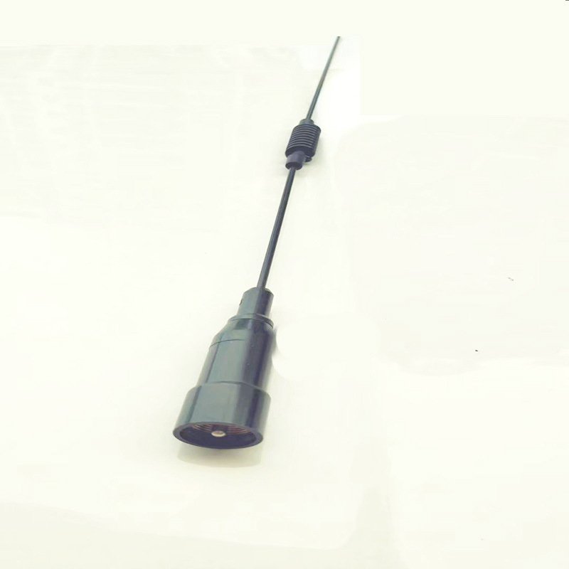FM88-108MHz FM radio transmitter 98MHz center frequency adjustable car mounted antenna