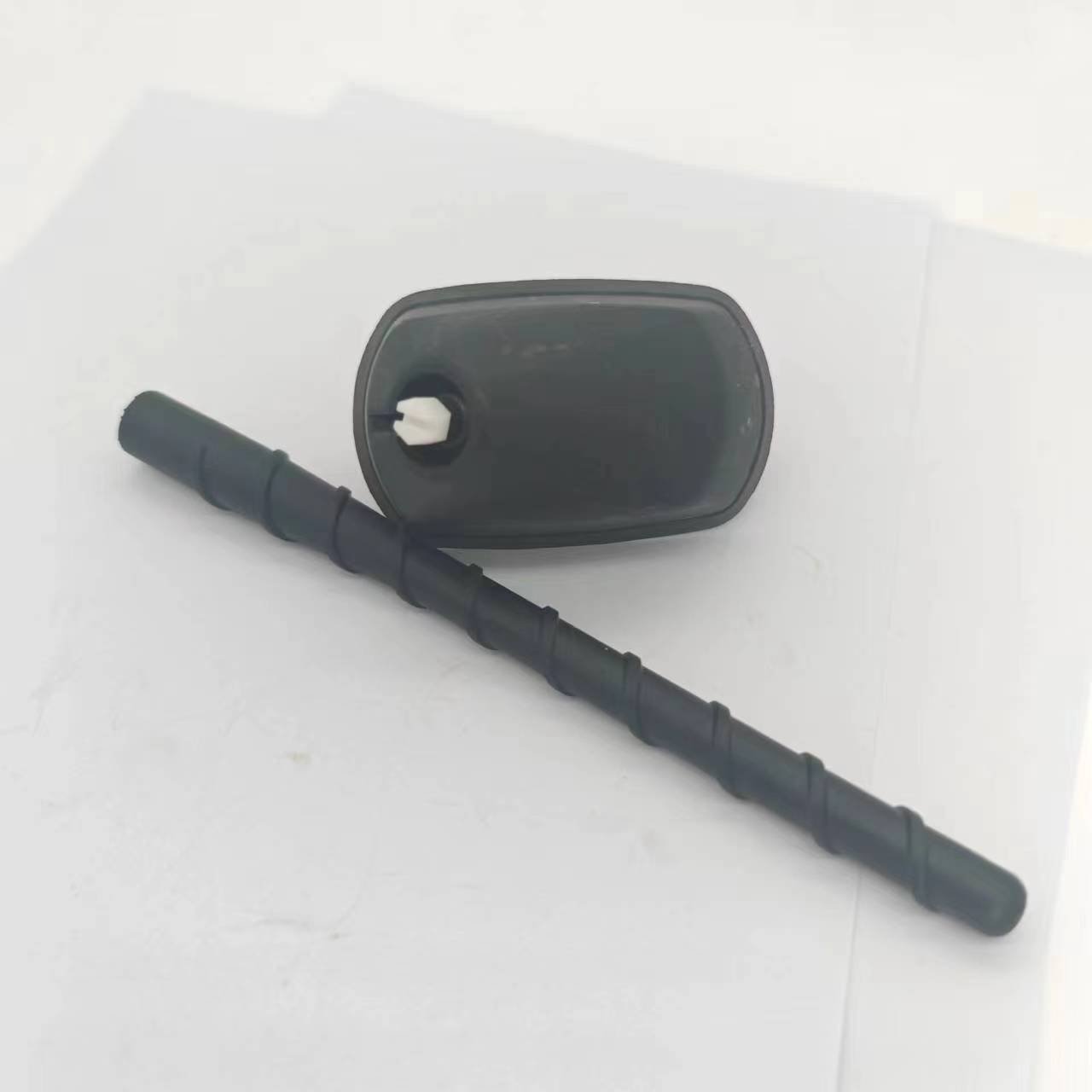 Hyundai Kia Auto Parts 96200-2S000 Antenna Shark Fin Car Receiver Signal Base Rubber Material Universally Designed
