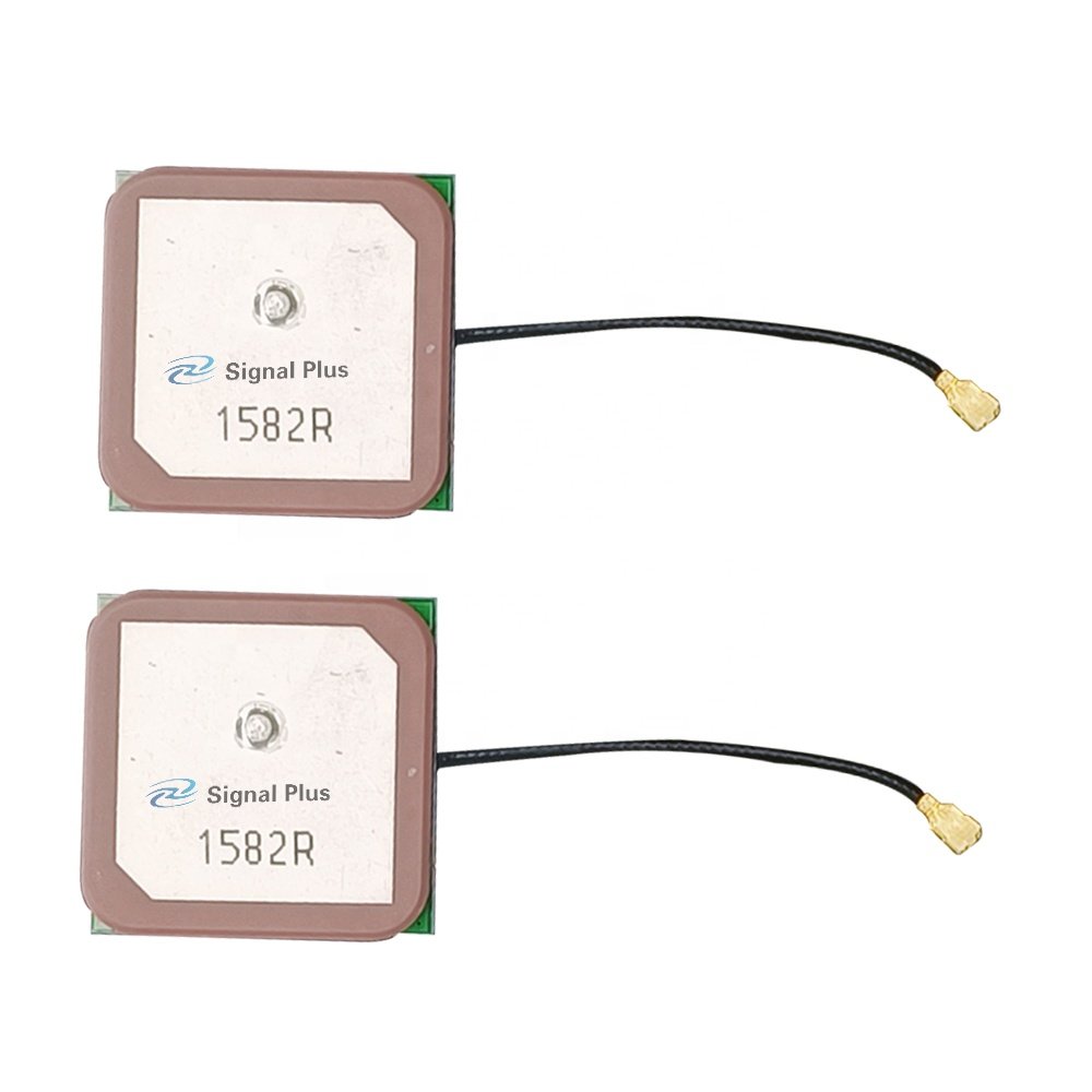 GPS Beidou navigation dual-mode active built-in antenna ceramic module high gain 28dbi antenna vehicle tracker gps