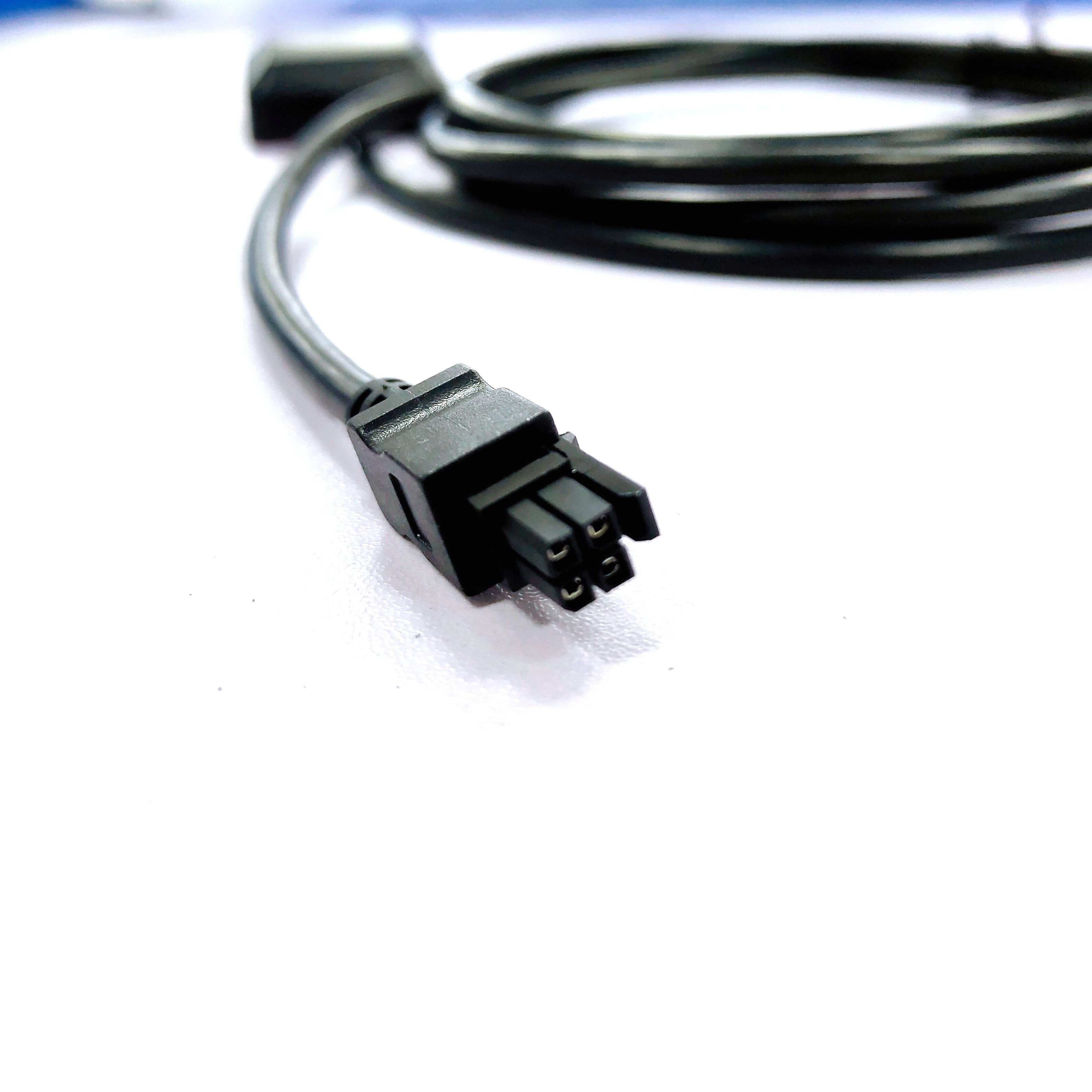 Factory Price Gps Tracking Navigation Cradle GNSS Gps Car Module G Mouse Vehicle Rtk Antenna