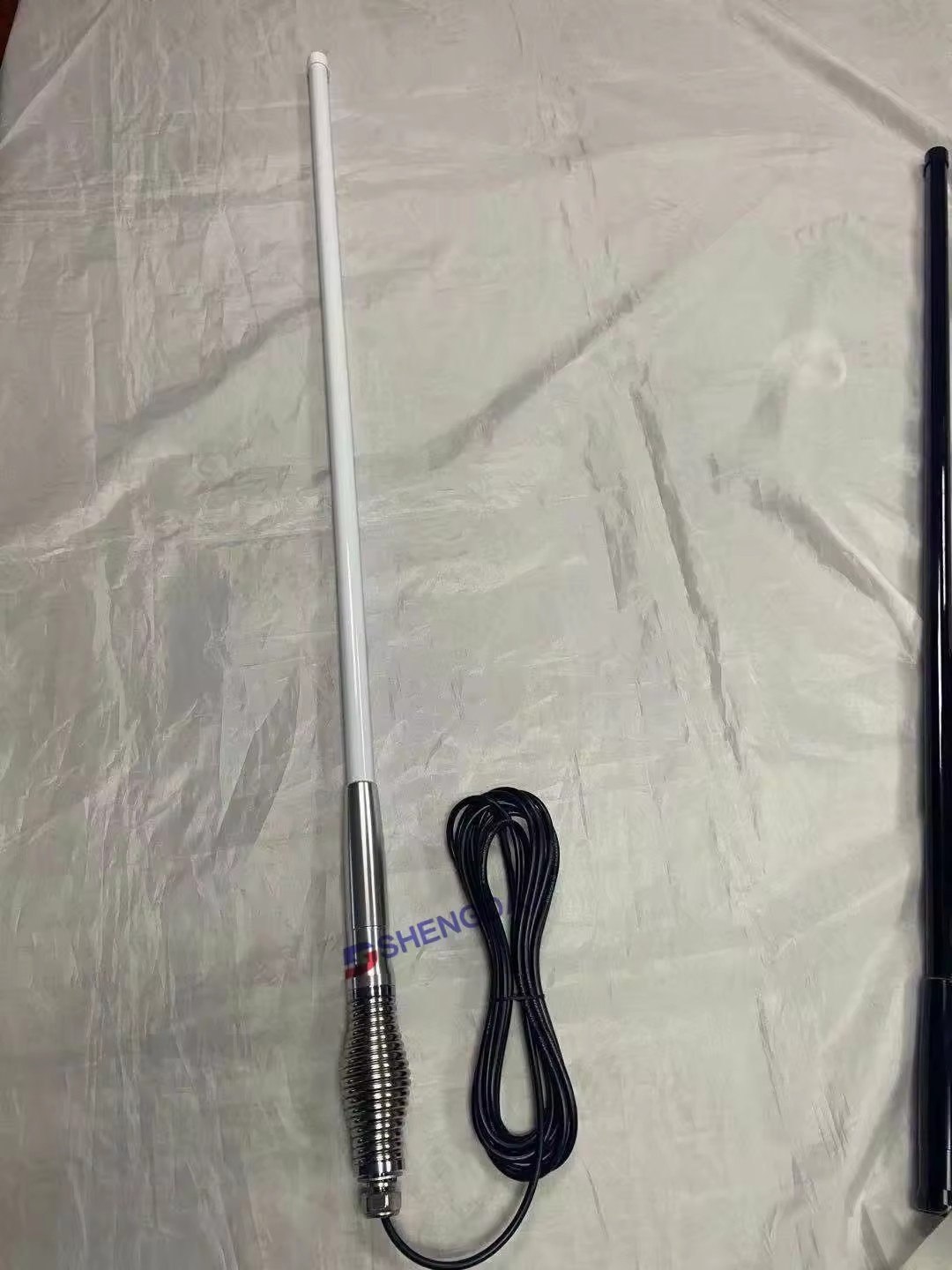 Omni 447MHz 4G 6.5dBi 4x4 Off-Road Antenna with Heavy-Duty Spring Fiberglass SMA Connector for Mobile Car Radio