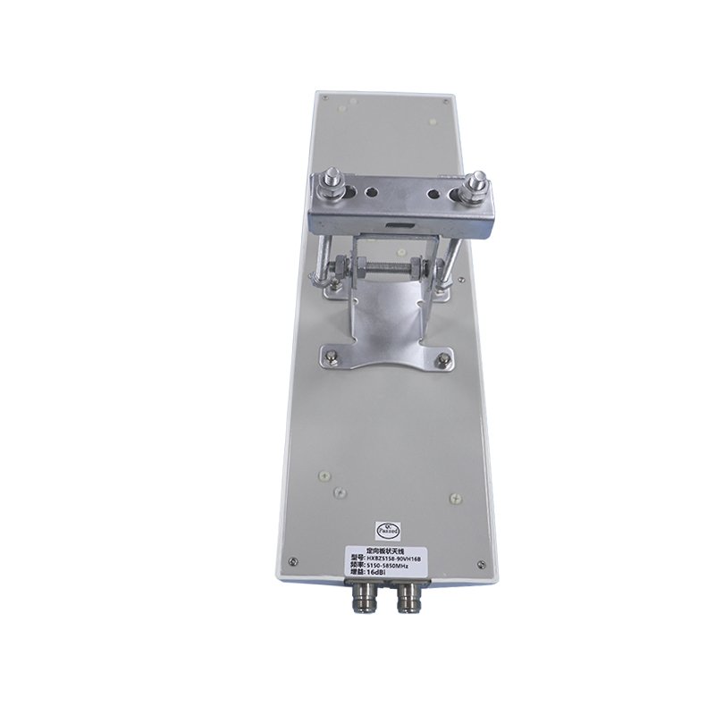 High-Gain 12dbi Dual Polarization 4 Interface Plate Directional Antenna 703-803mhz Radio 5G Comm N28 FDD Car Antenna Omni