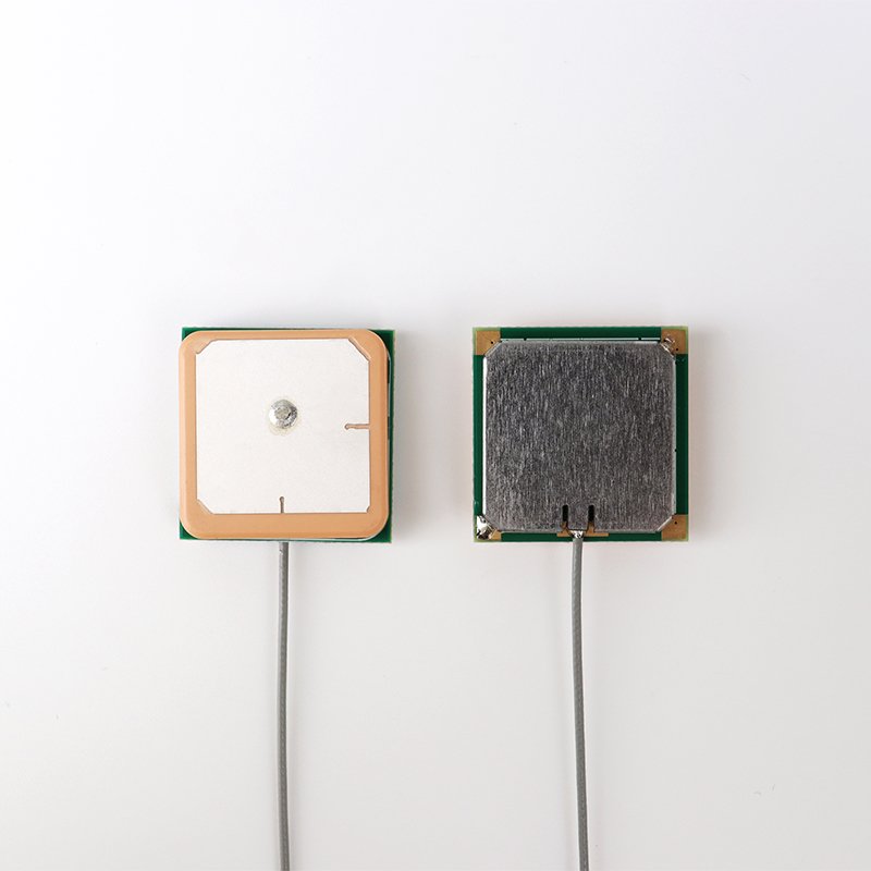 Original Active Internal Ceramic GPS Antenna RoHS Certified Passive GPS Ceramic Antenna 1561MHz-1575MHz 25x25x4
