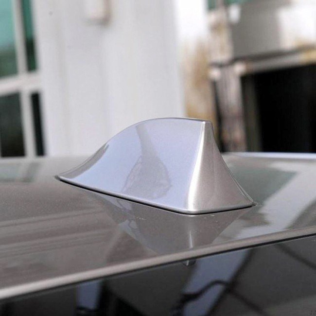 Universal Car Shark Fin Antenna FM AM Radio Signal Aerial for VW Ford BMW Nissan Toyota Skoda Honda KIA Hyundai
