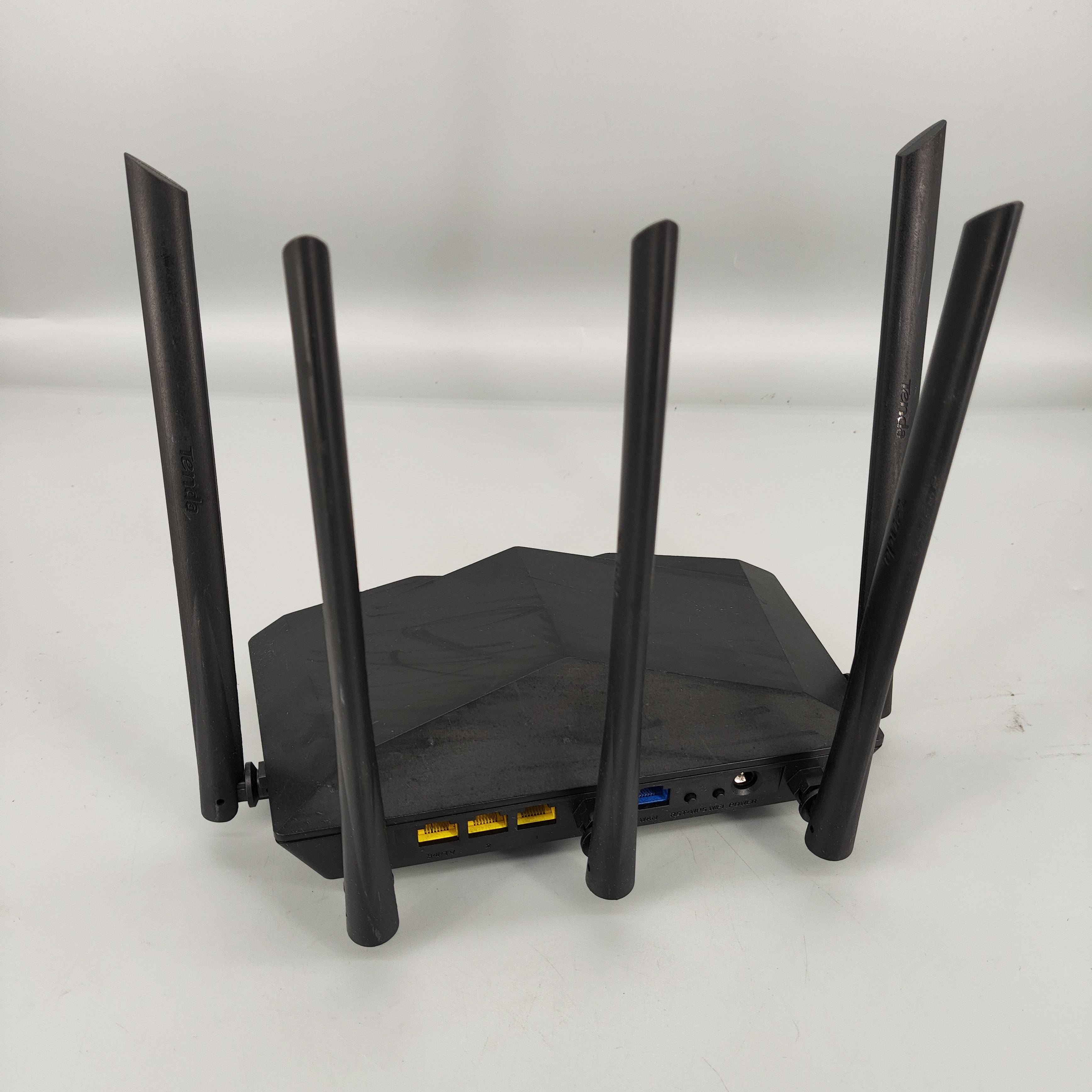 Used Tenda Ac7 Ac1200 Router Dual-band Wireless Network Extender Wifi Router With High Gain 5 Antennas