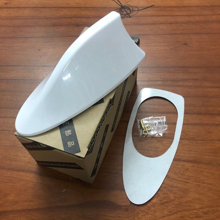 Car Decorative Shark Fin Antenna Special Signal Reception Roof Tail Wing Antenna Retrofit Hole Free Antenna