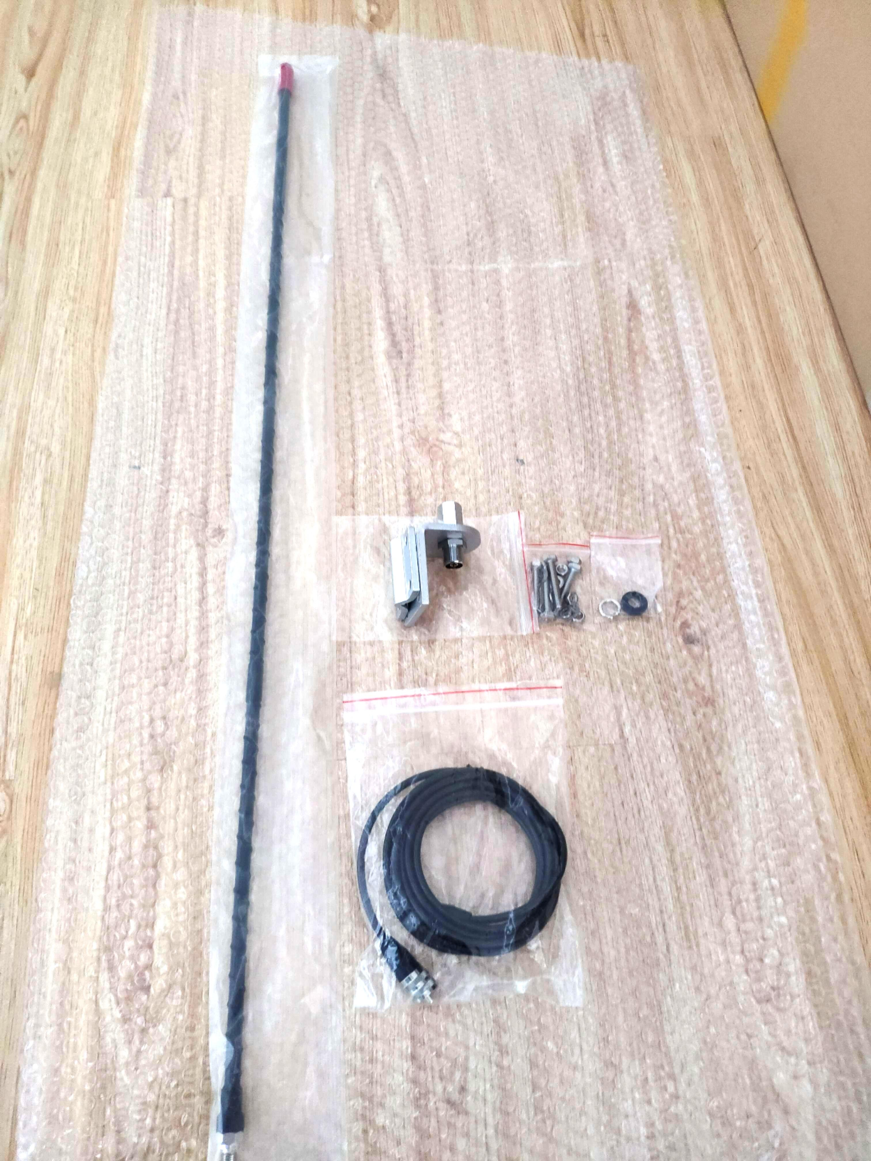 2feet/3feet Cb(27mhz) Antenna M10 connector +CBF3 bracket with Screw Thread to PL259 adpater+4.5mRG58 Cable