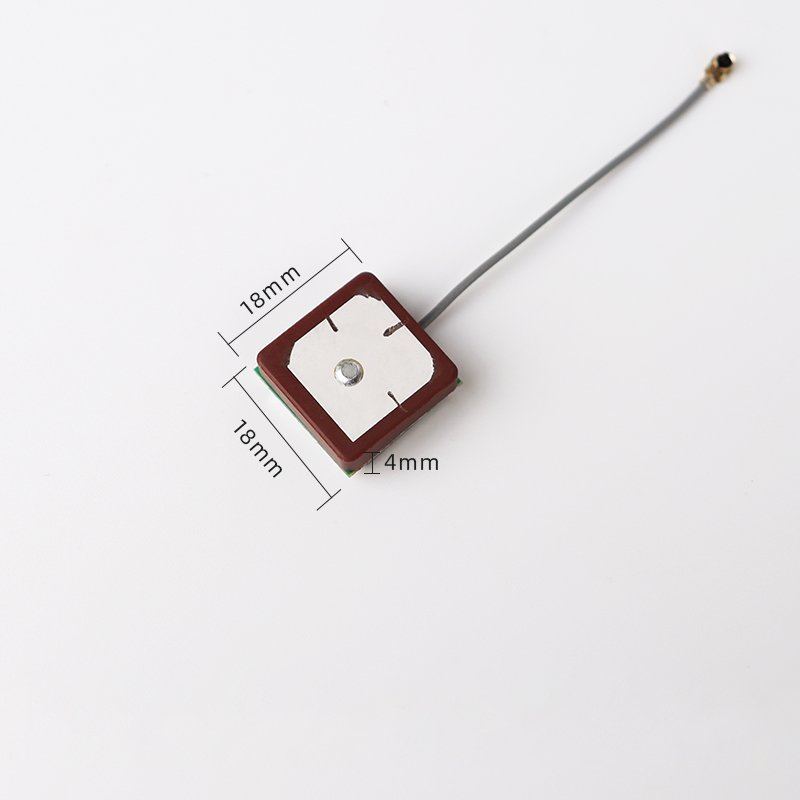 High-Gain GPS Ceramic Module Active Positioning 18*18 Ceramic Antenna Vertical Polarization RoHS Compliant GNSS GPS