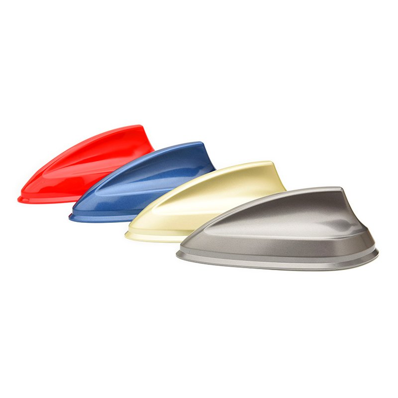 Equipped with a Universal Car Antenna for signal Reception, with a Roof Mounted Tail Wing Modified Without Drilling.