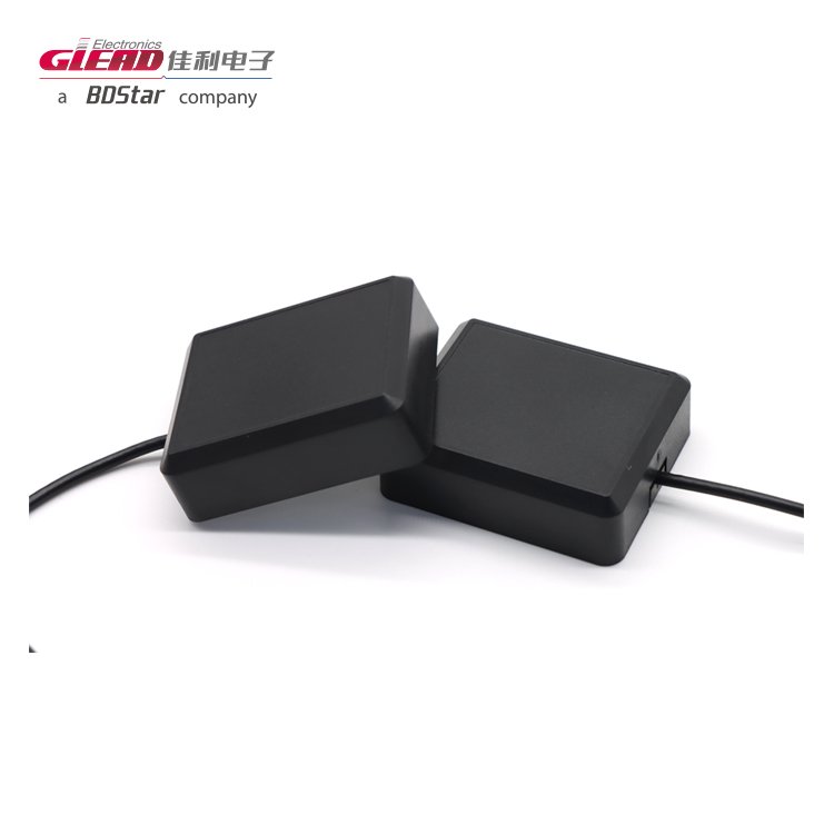 Glead Free Samples 32dbi Portable External Gps Antenna For Automotive Car Positional