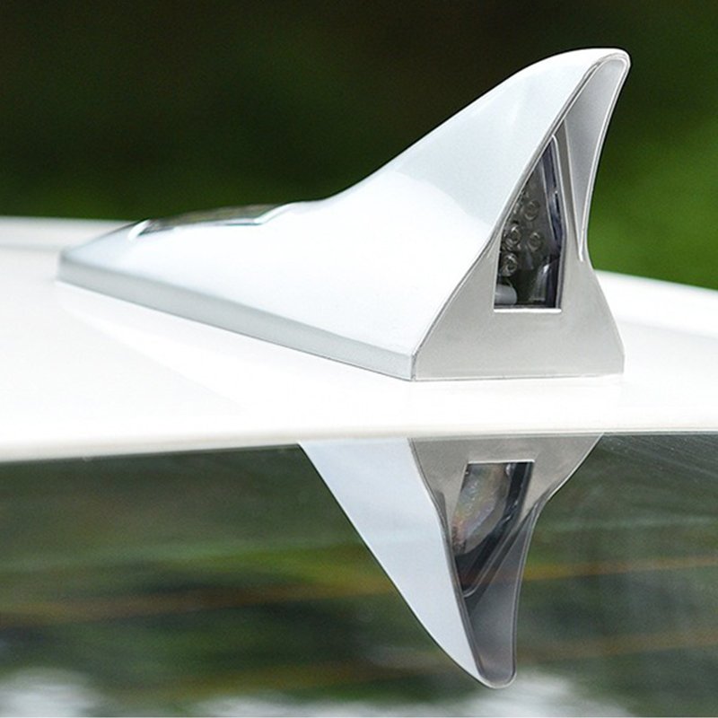 Car Solar Shark Fin Antenna Decoration, Anti Rear End Roof with Remote Warning Flashing Lights on the Tail Wing.