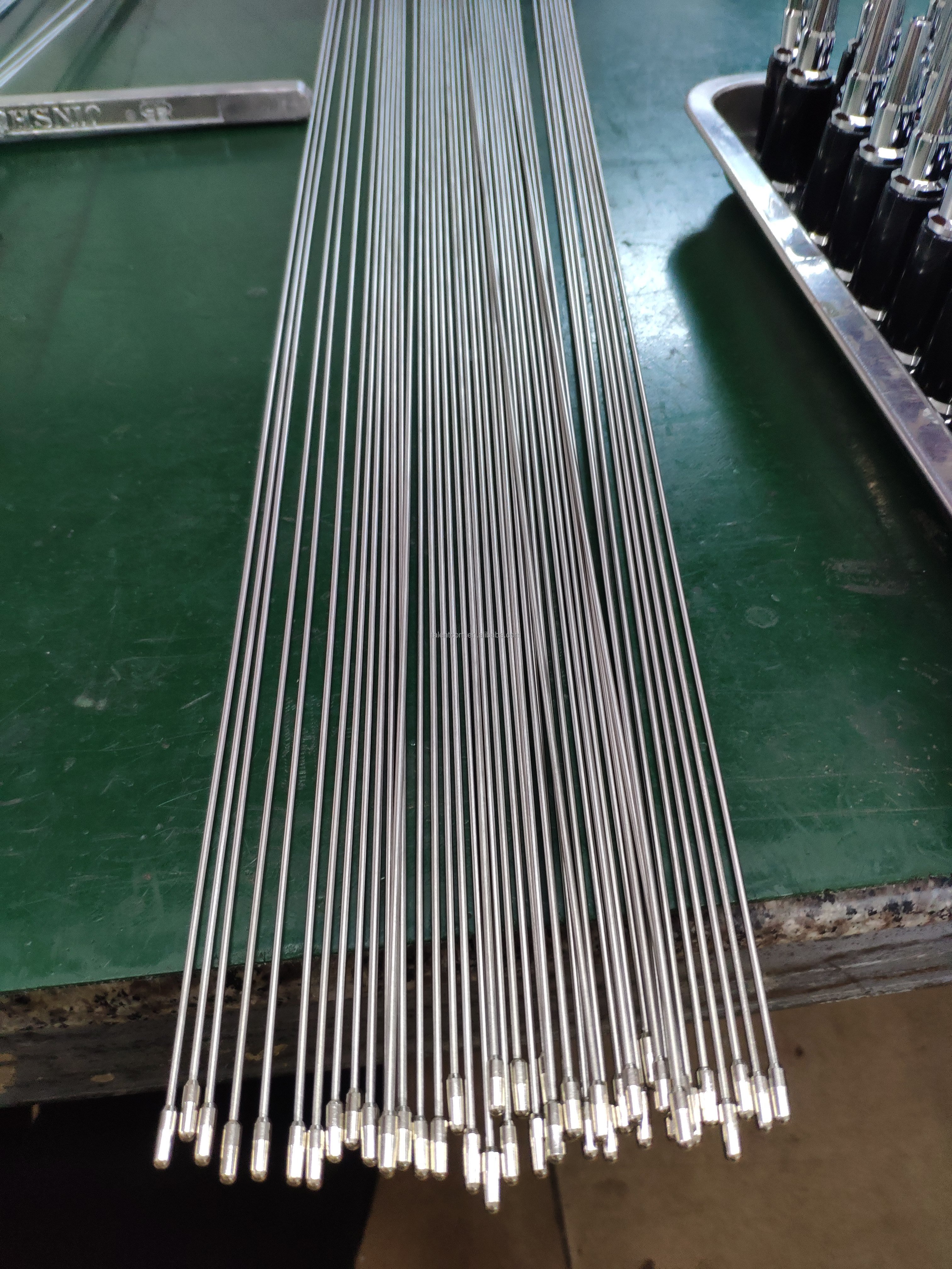 Outdoor MC-101 VHF mobile antenna to receive and transmit from 134 to 174Mhz WITH CUTTING CHART communication antenna
