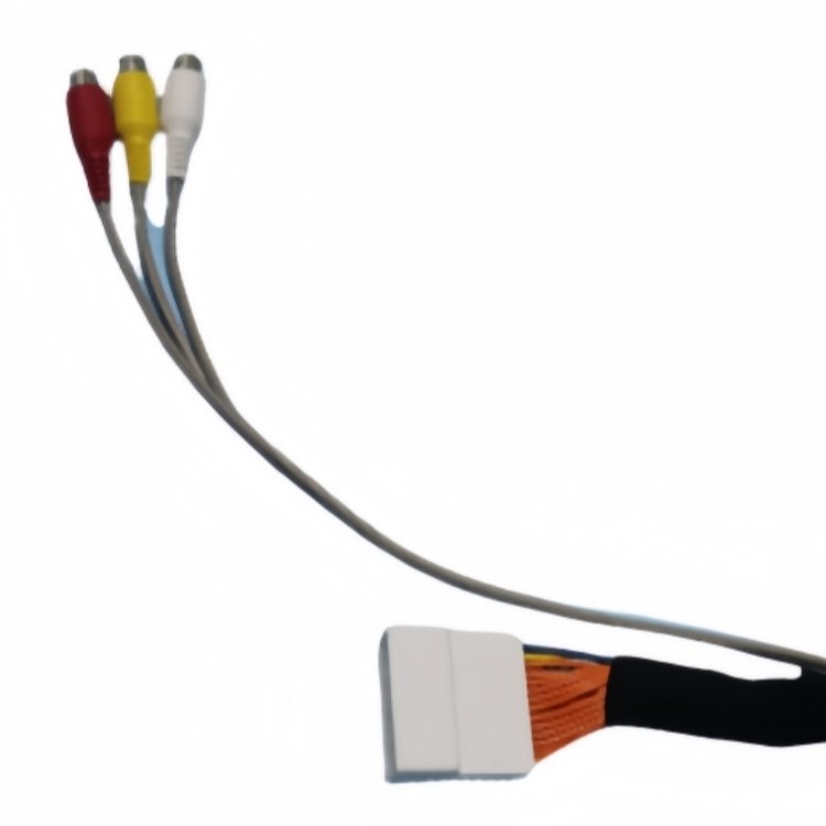 Suitable for Toyota Lexus 28P Plug AV Video Cable Shield Handbrake Parking Transfer to Remove Driving