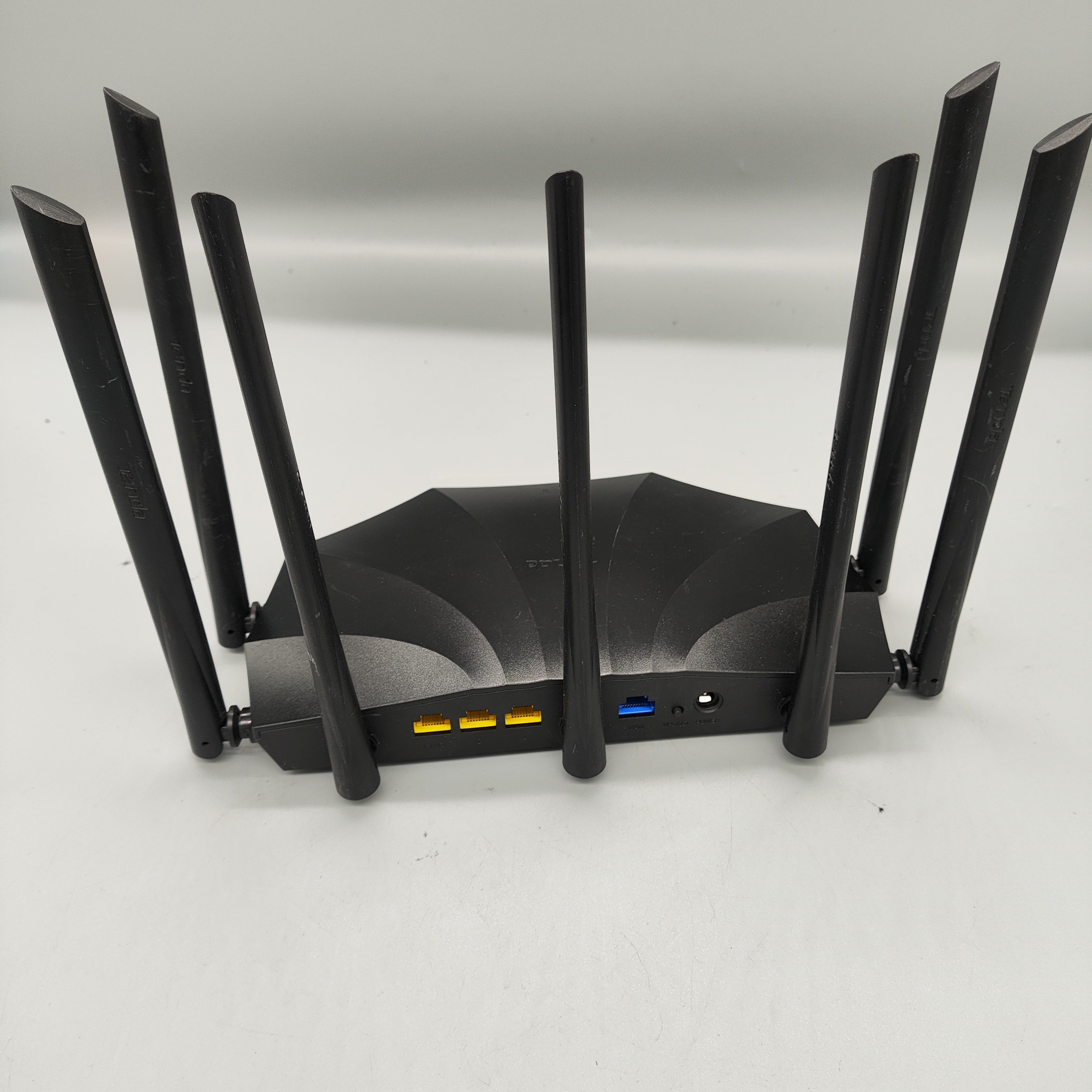 Used Tenda AC23 Dual Band AC2100 Gigabit Ports 7*6dBi High Gain Antennas Home Wireless Router Easy Setup Tenda Wifi Router