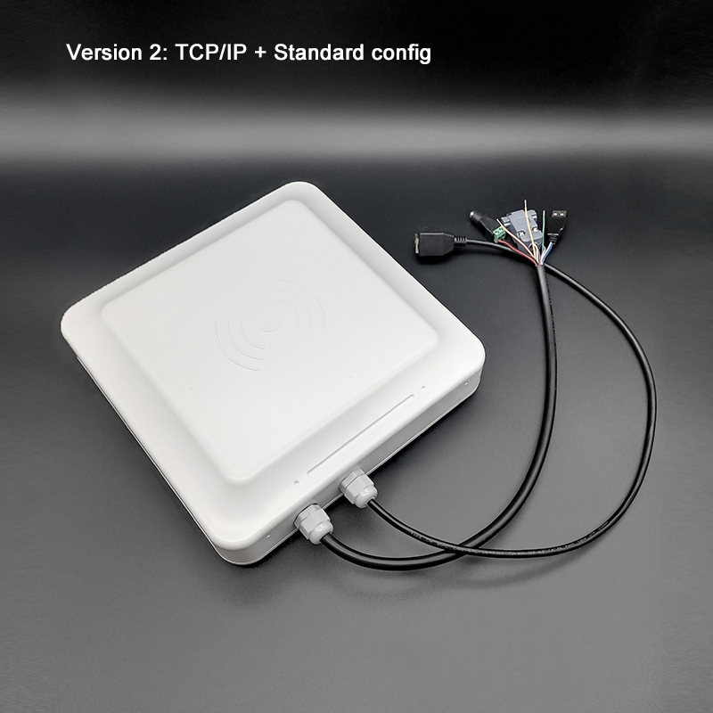 Parking Access Management Rfid Uhf Reader 8dbi Circular Polarization Antenna RS232 485 USB Wiegand B701 Uhf Rfid Reader