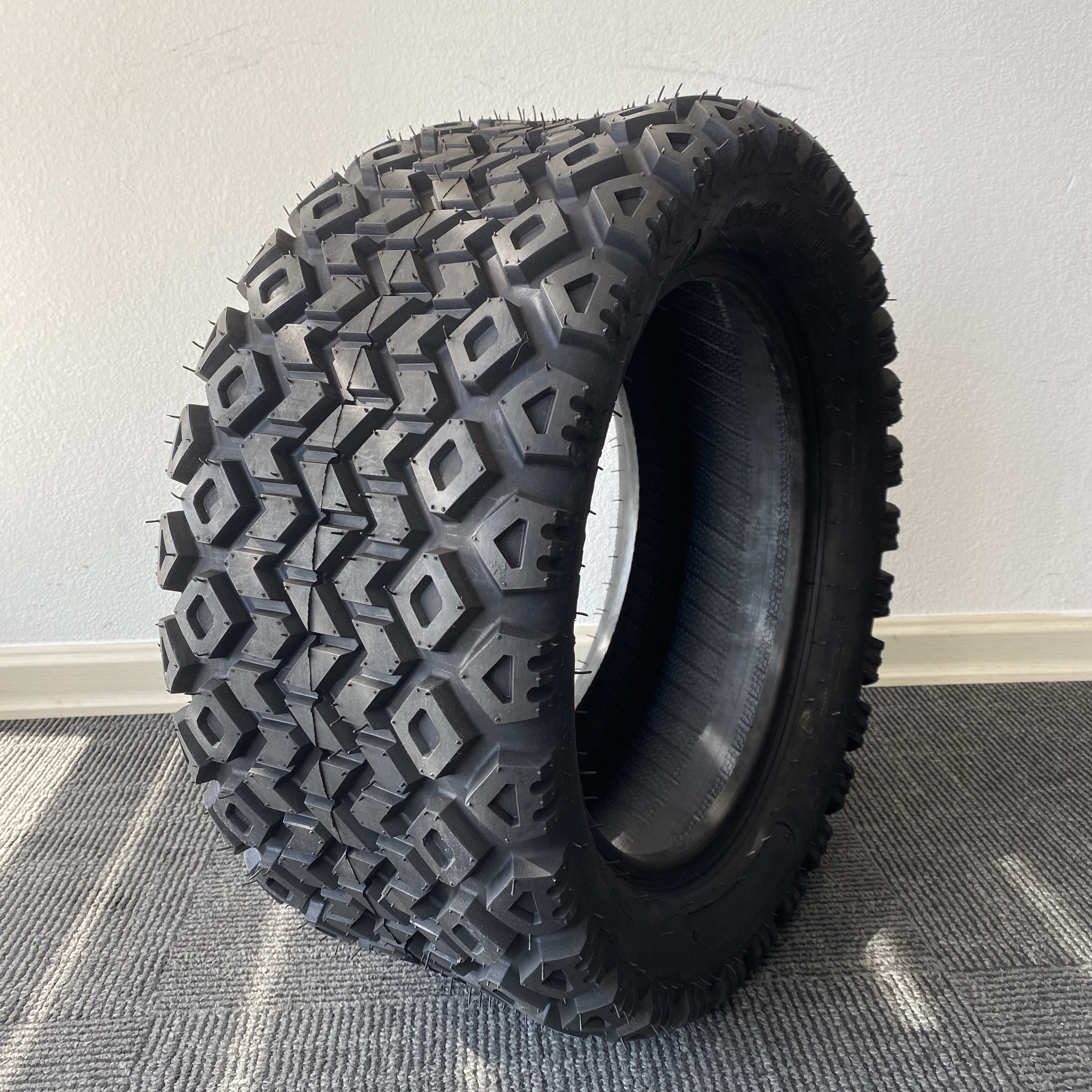 ATV Trailer 22x10-10 21x7-10 20x10-9 25x8-12 25x10-12 Atv Tire for Sale Using for Golf Car