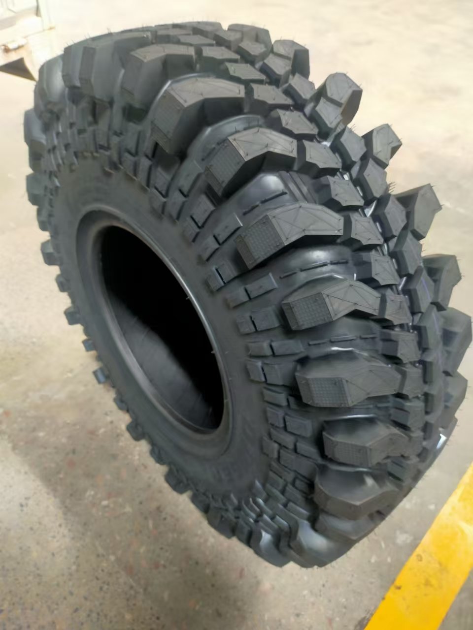 16" ATV UTILITY TIRES SUV off Road Rainforest Mud and Snow Atv Tires 40X13.5-16 35X12.5-17 40X13.5-17 43X15.5-17 38.5X12.5-16