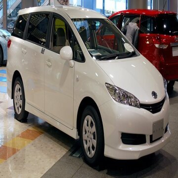 First Generation (AE10; 2003) Used Toyota Wish 1.8 Litre Cars for Sale