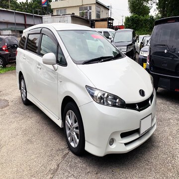 First Generation (AE10; 2003) Used Toyota Wish 1.8 Litre Cars for Sale
