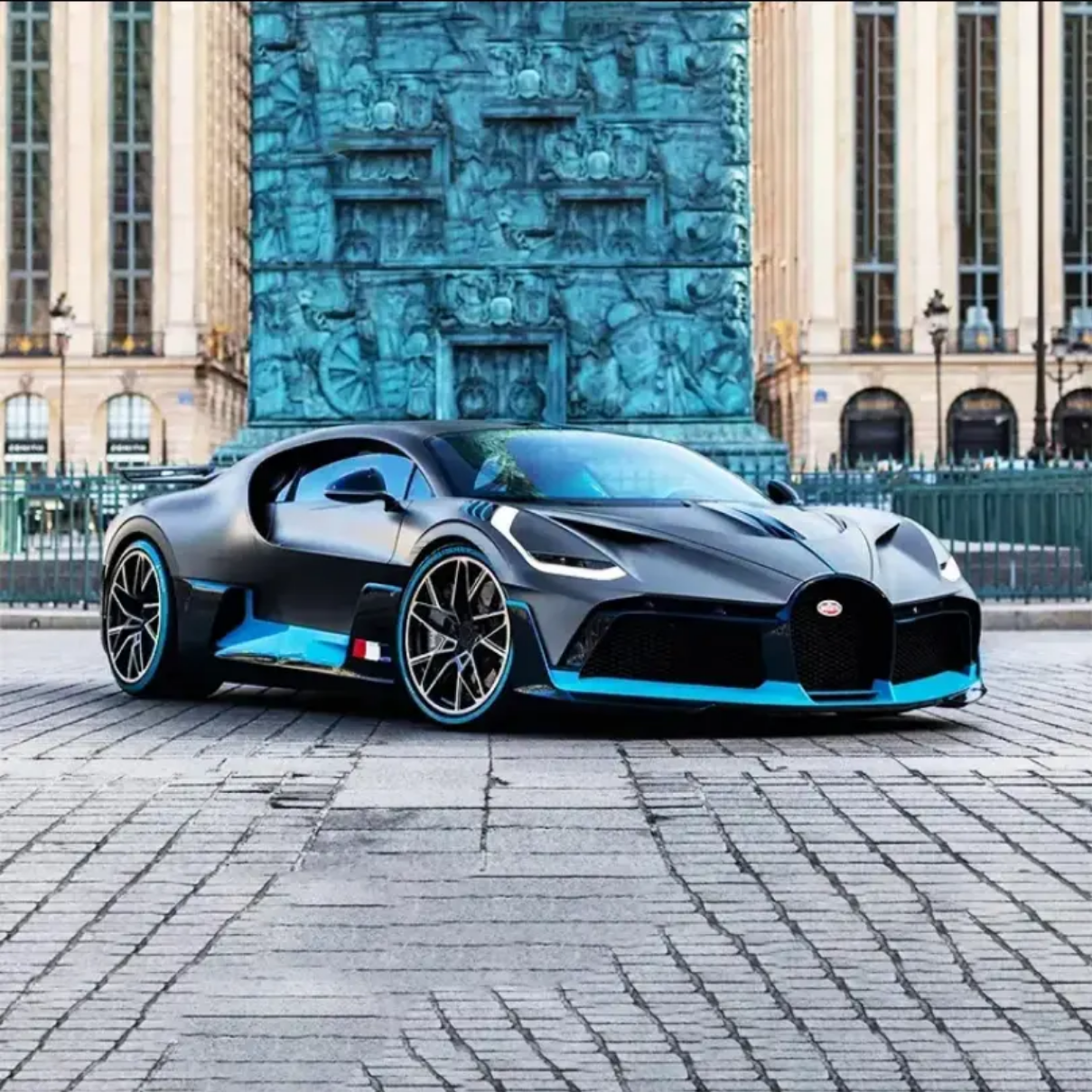 Best Offer! Bugatti Divo Coupe 2-door 2-Seater Hardtop Sports Automatic