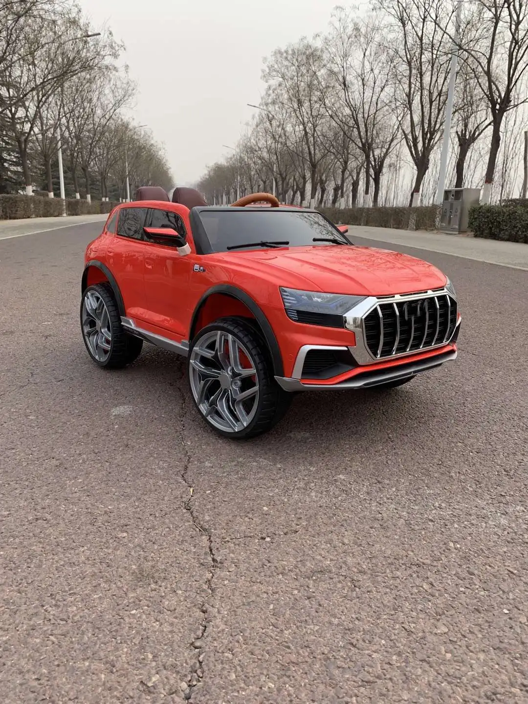 2024 New Design Kids Electric RC Car With Remote Control Plastic Four-Wheel Car With MP3 Function Wholesale Kids Rode Cars New