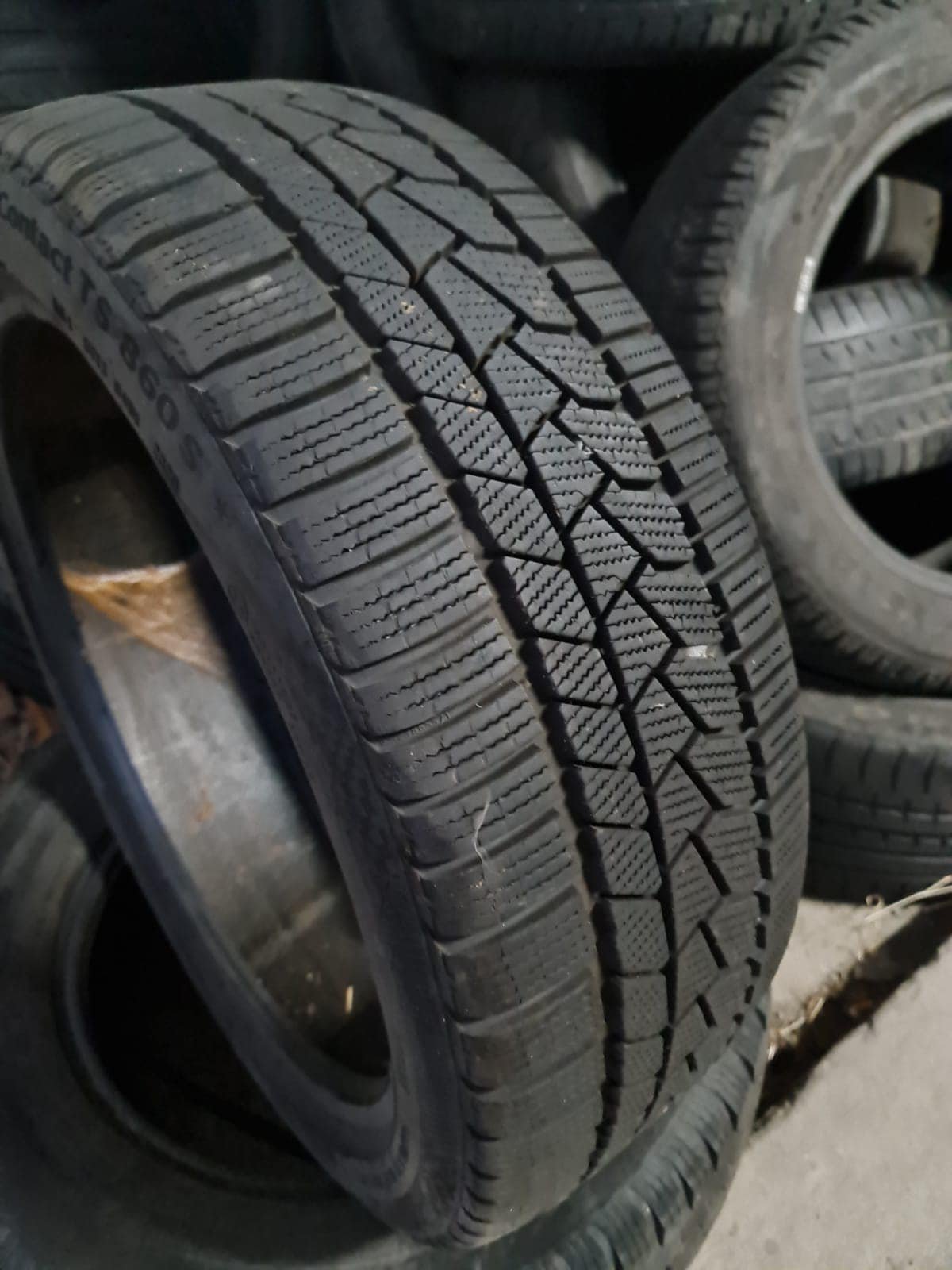 Used Car Tyres Tires 155/70 R13 185/60 R14 195/55 R15 195/60 R15 195/65 R15 185/65 R15 205/55 225/45 R17 Wholesale