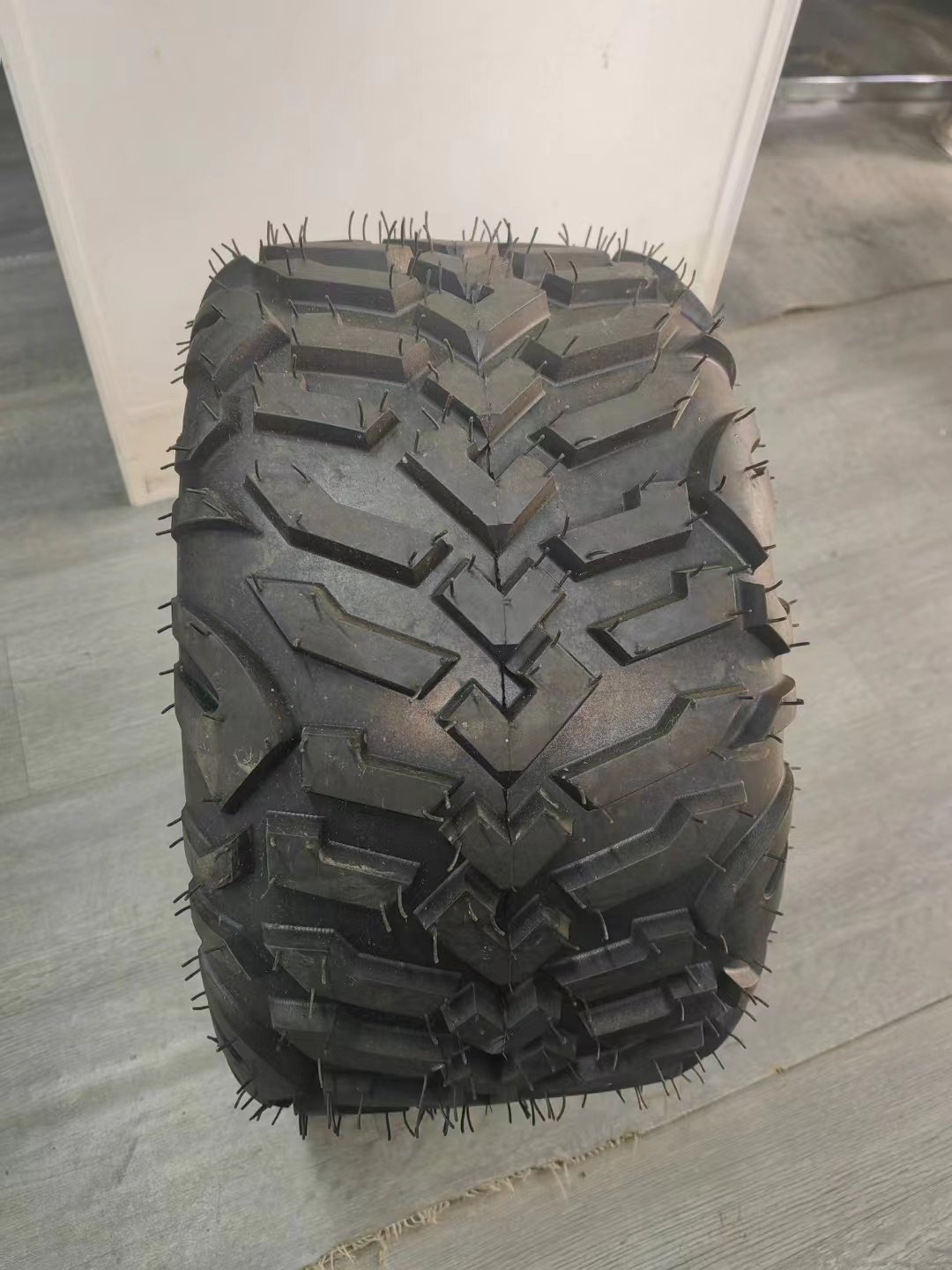 AT20X10-9 20X10-9 20*10-9 JK630 4Ply Tubeless 20 9 Inch Wholesale Manufacturer China Durable Hot Seller Atv Utv Tire Sxs Tyre