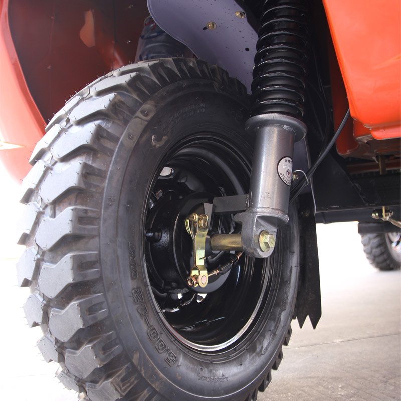 JUYUN Popular on Tanzania Atv Tvs 3 Wheels Petrol Motor Motorised Motorcycle Trike Tricycle Customize 12V Cargo Closed Motorized