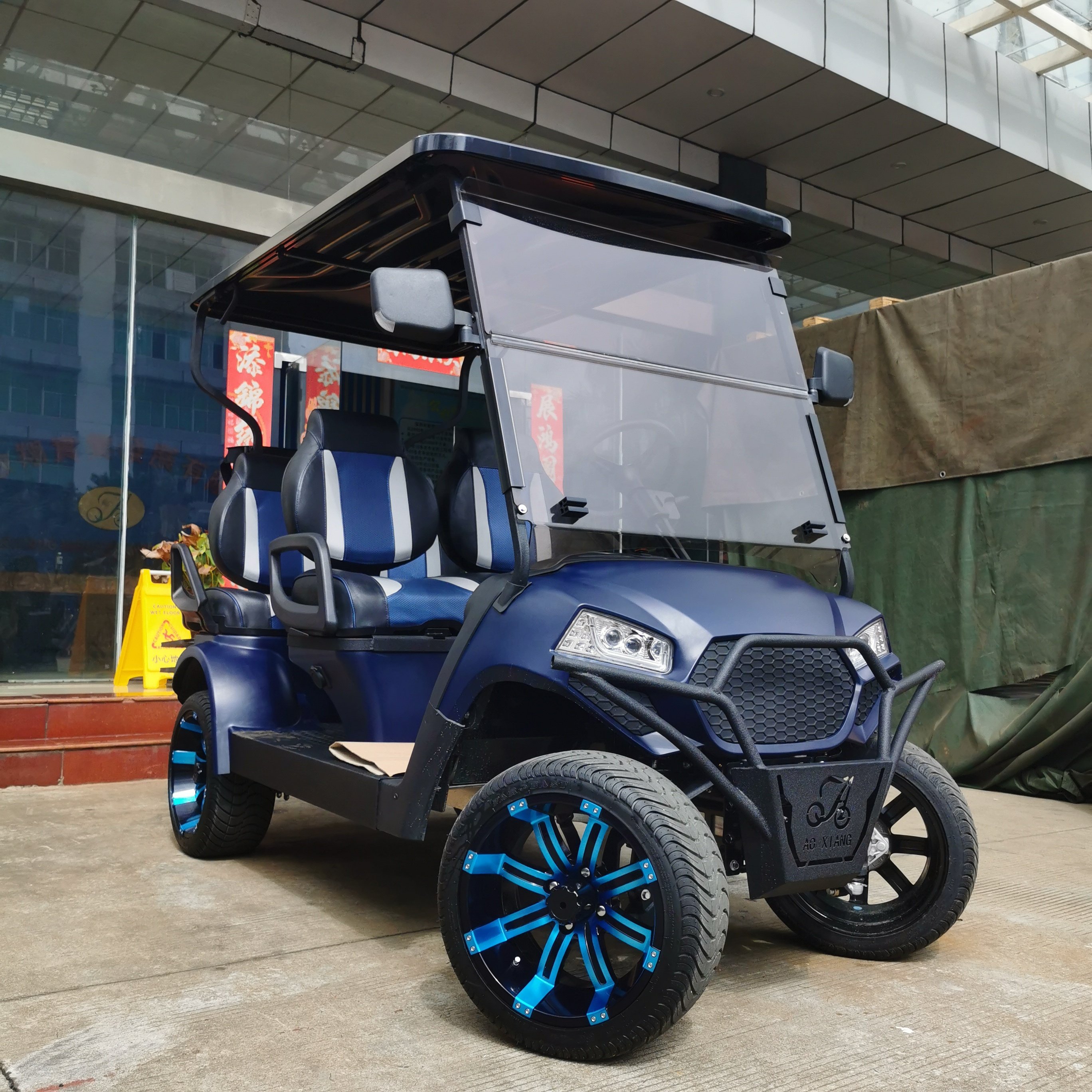 New Model Hot Sale Electric Golf Club Car Utility Mini Club Cart Golf 4 Seater Golf Cart Buggy